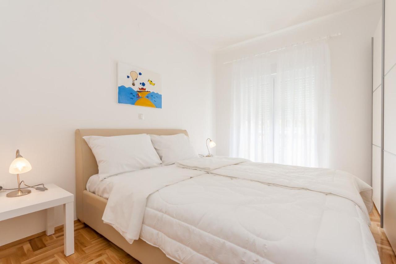 Apartments Kukuriku Baska  Bagian luar foto